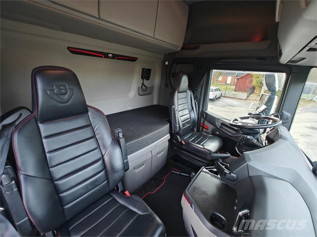 Scania S770 Koukkulava kuorma-autot