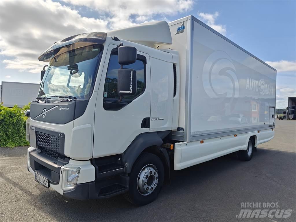 Volvo FL250 Umpikorikuorma-autot