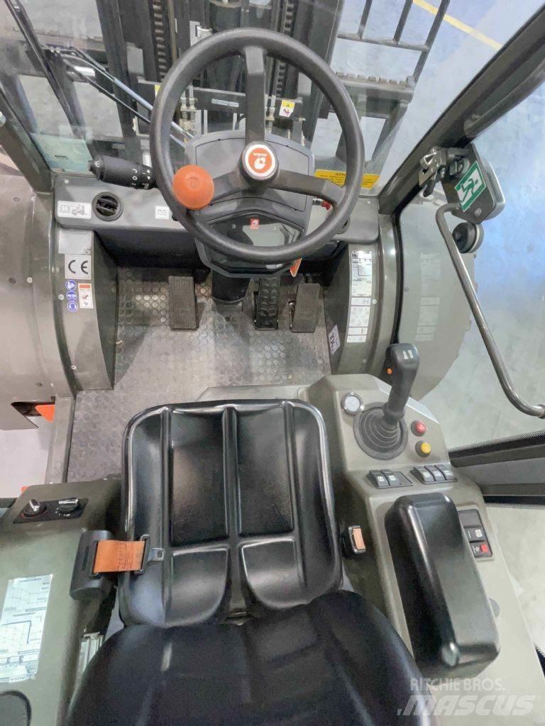 Ausa C351HX4 Maastotrukit