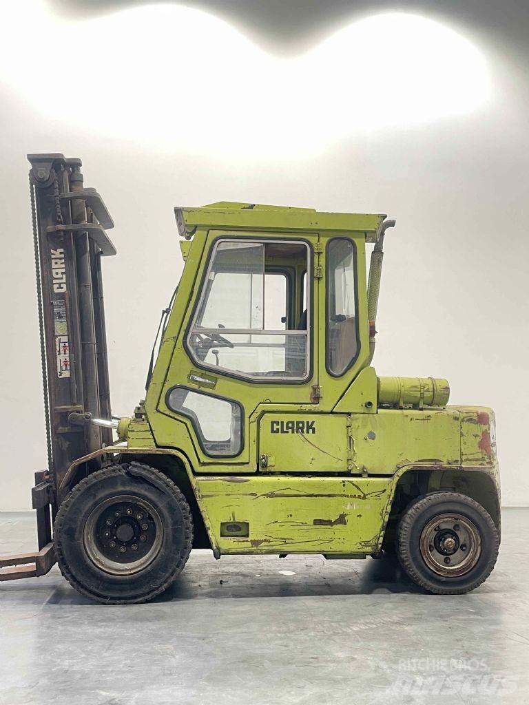 Clark C500-Y100PD Dieseltrukit