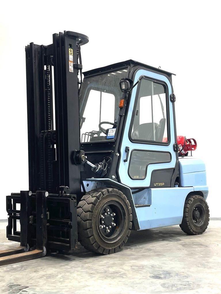 Hyster UT35P Nestekaasutrukit