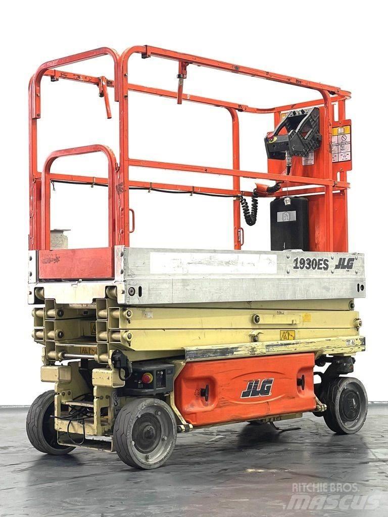JLG 1930ES Saksilavat