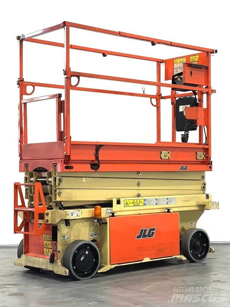 JLG 6RS Saksilavat