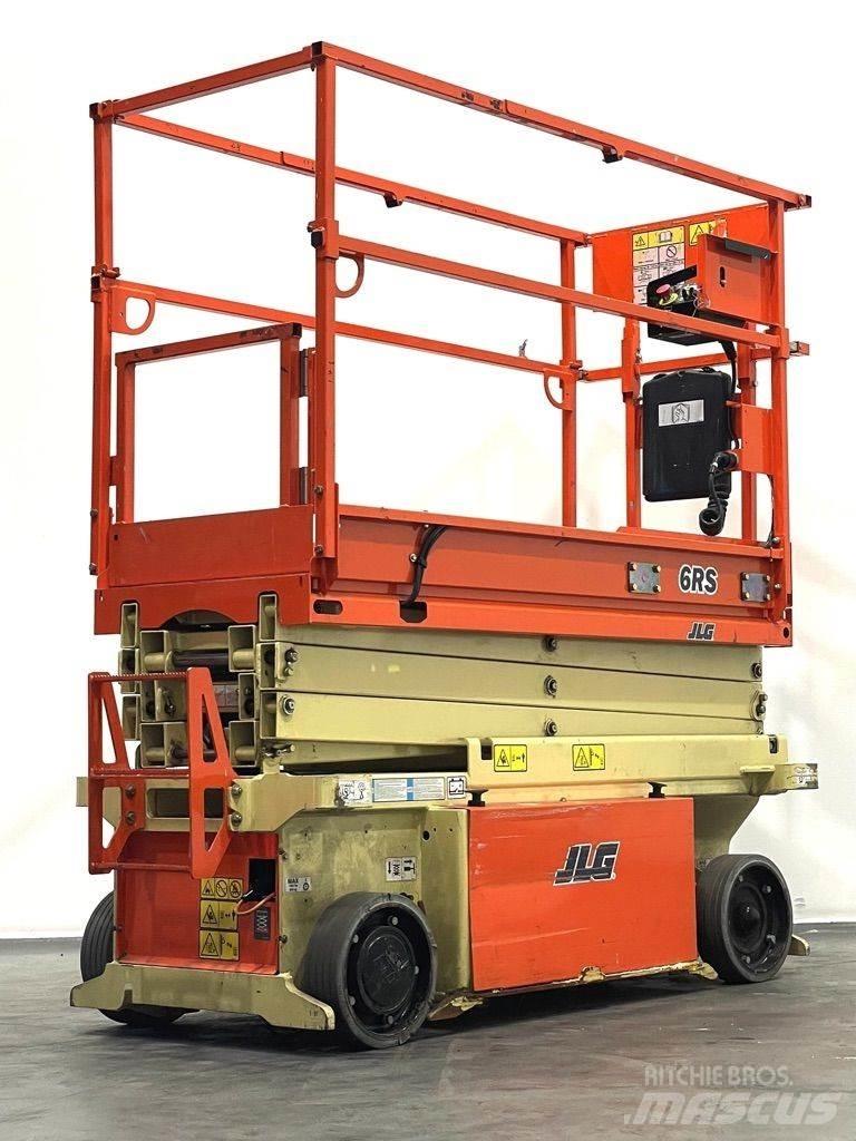 JLG 6RS Saksilavat