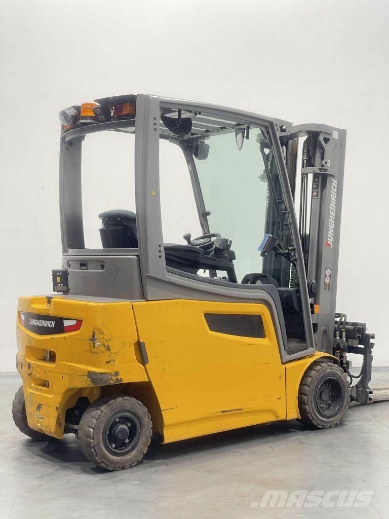 Jungheinrich EFG 320 Sähkötrukit