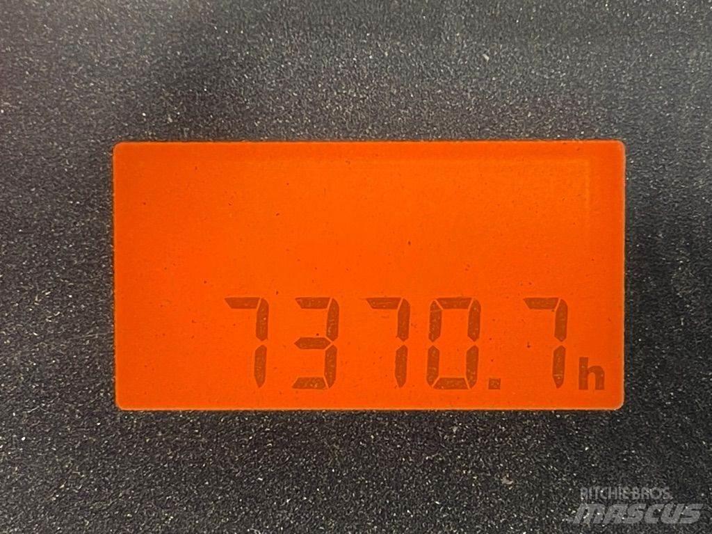 Jungheinrich TFG 435 Nestekaasutrukit