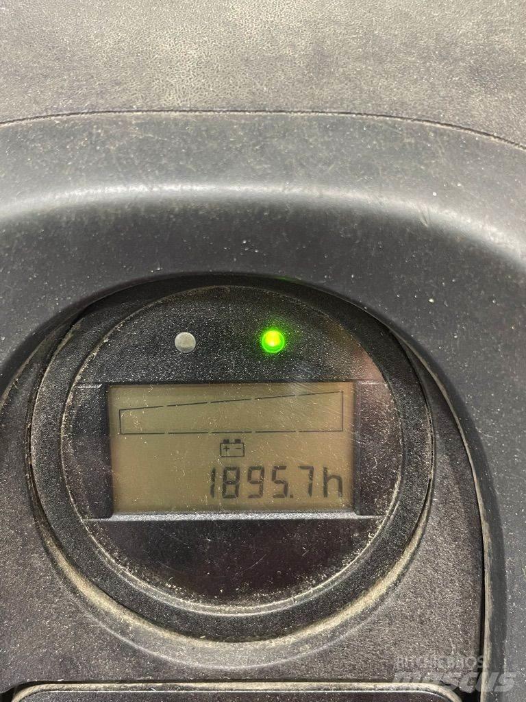 Linde D06-1160 Käyden ajettavat pinoamistrukit