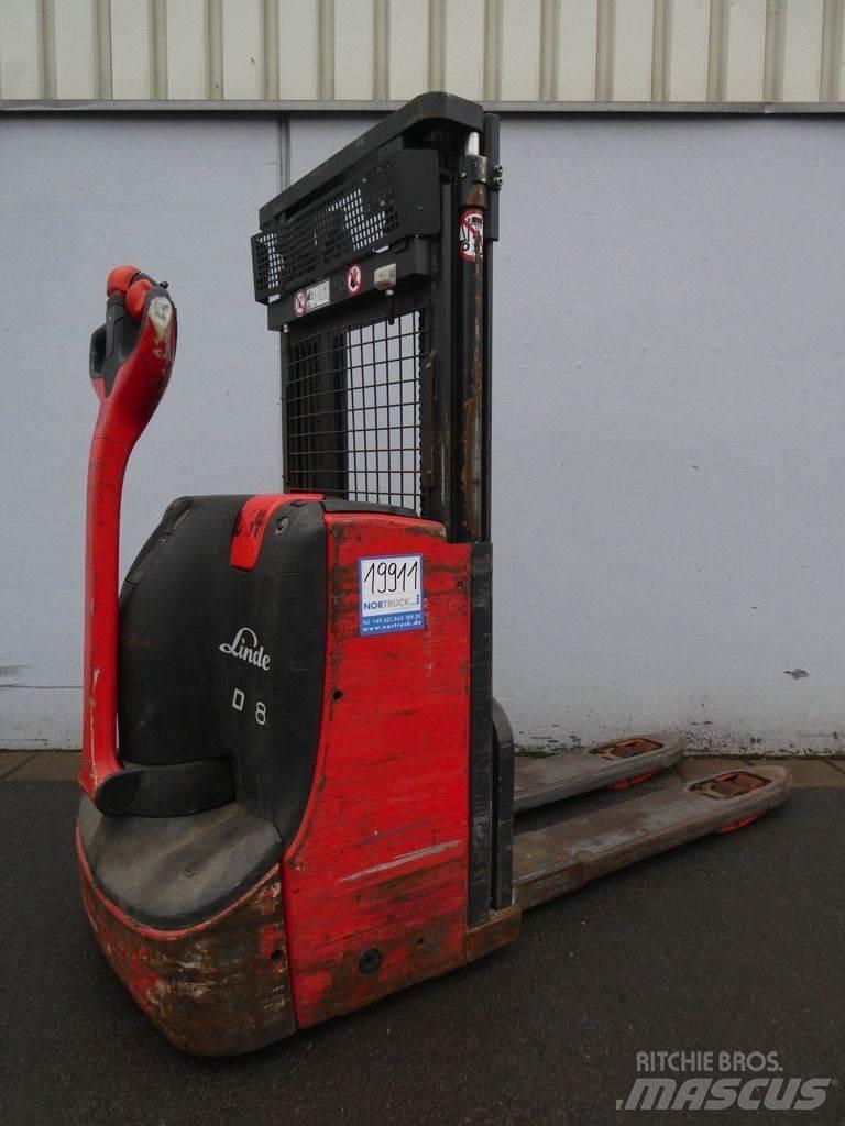Linde D08-1160 Käyden ajettavat pinoamistrukit