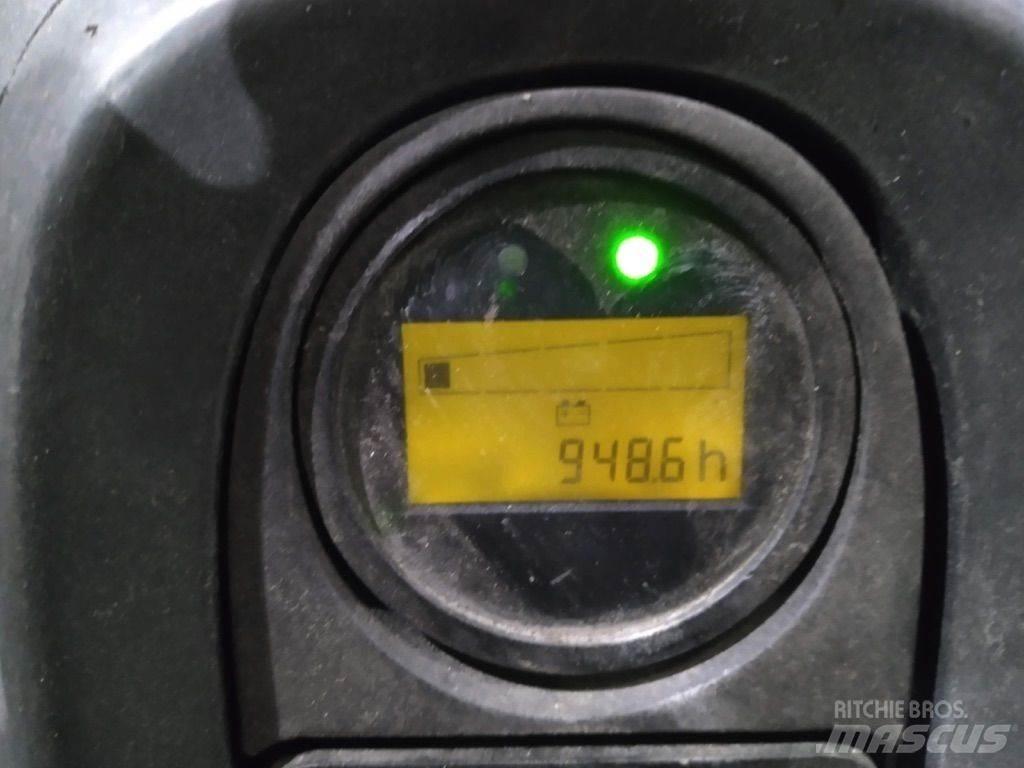 Linde D08-1160 Käyden ajettavat pinoamistrukit