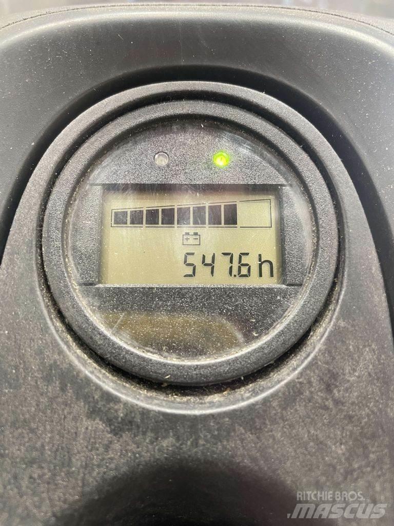Linde D08-1160 Käyden ajettavat pinoamistrukit