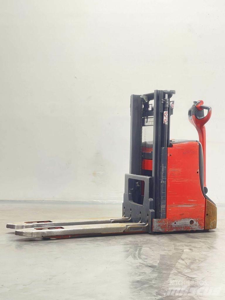 Linde D08-1160 Käyden ajettavat pinoamistrukit