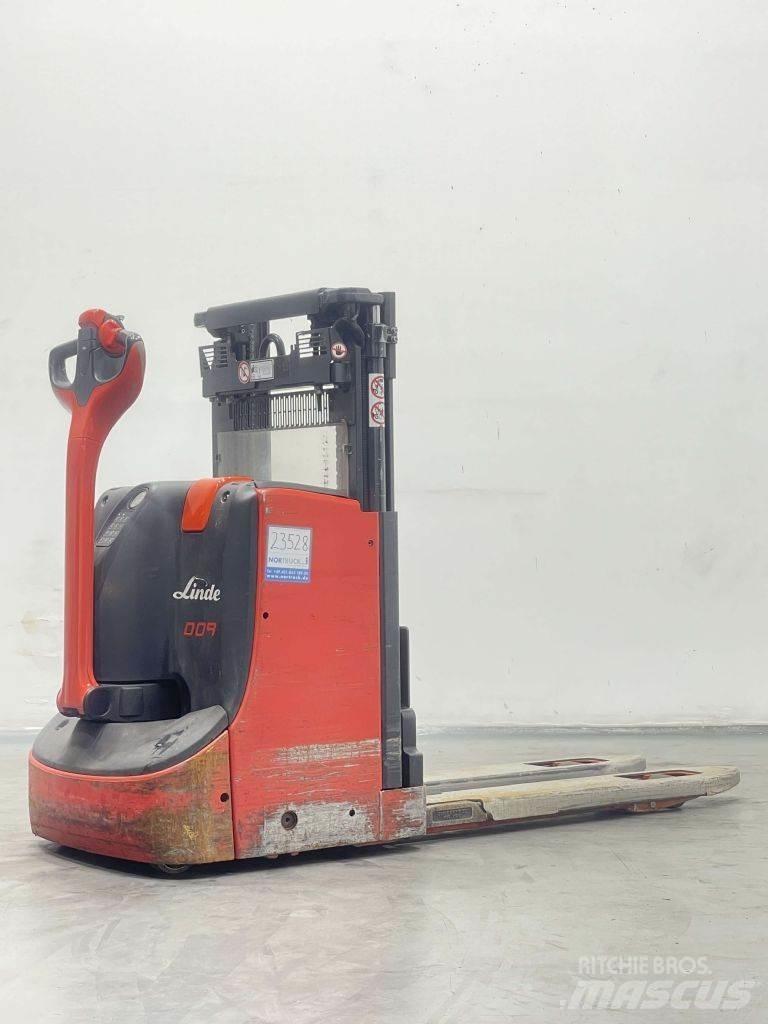 Linde D08-1160 Käyden ajettavat pinoamistrukit