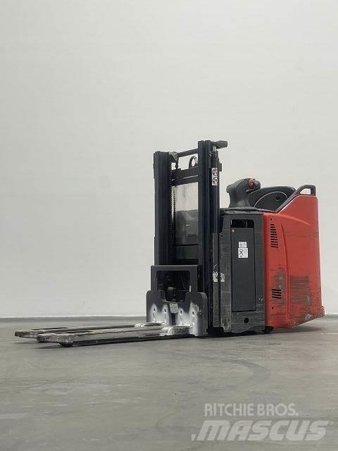 Linde D12HPSP Käyden ajettavat pinoamistrukit