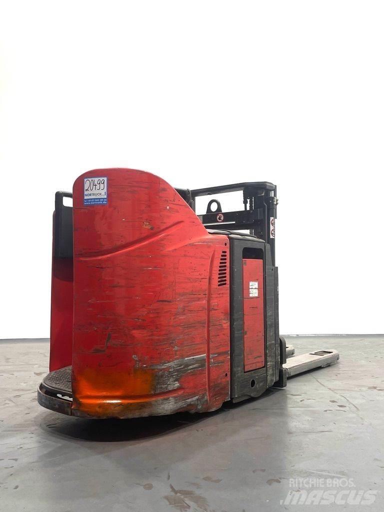 Linde D12HPSP-133 Käyden ajettavat pinoamistrukit