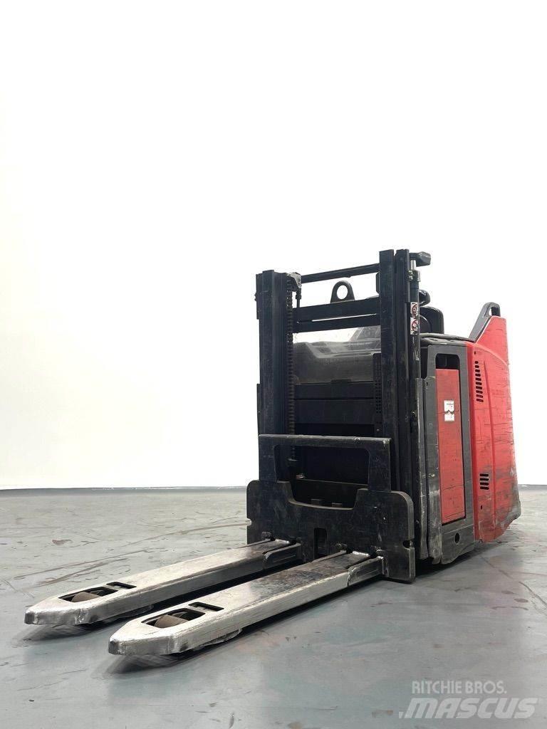 Linde D12HPSP-133 Käyden ajettavat pinoamistrukit