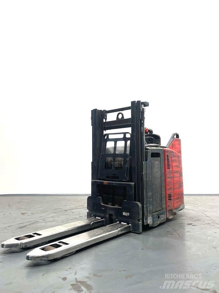 Linde D12HPSP-133 Käyden ajettavat pinoamistrukit