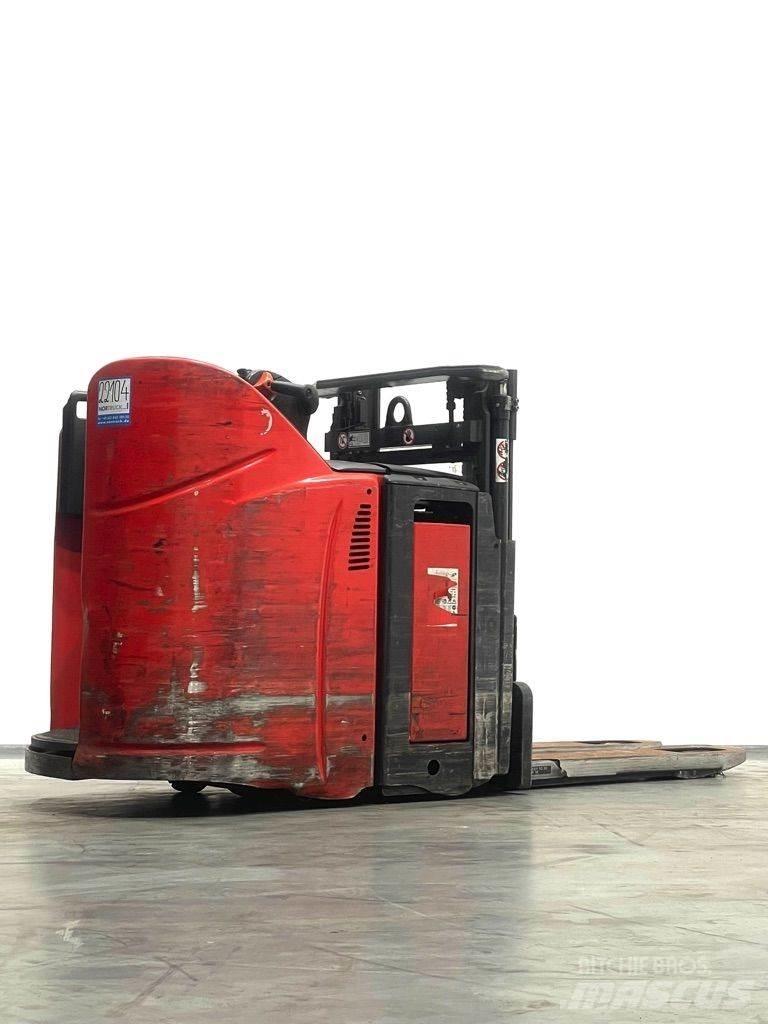 Linde D12HPSP-133 Käyden ajettavat pinoamistrukit