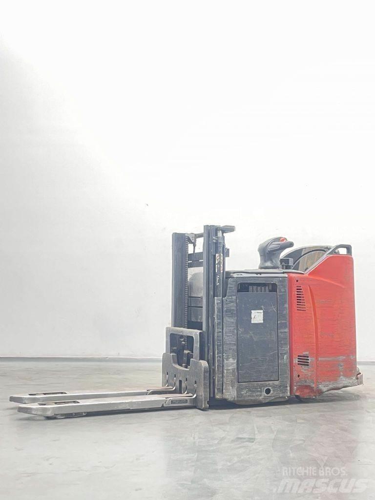 Linde D12HPSP-133 Käyden ajettavat pinoamistrukit