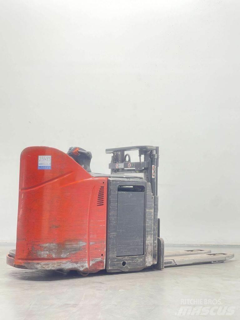 Linde D12HPSP-133 Käyden ajettavat pinoamistrukit