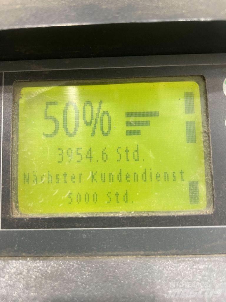 Linde D12HPSP-133 Käyden ajettavat pinoamistrukit