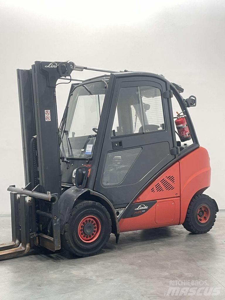 Linde H25D-02/600-393 Dieseltrukit