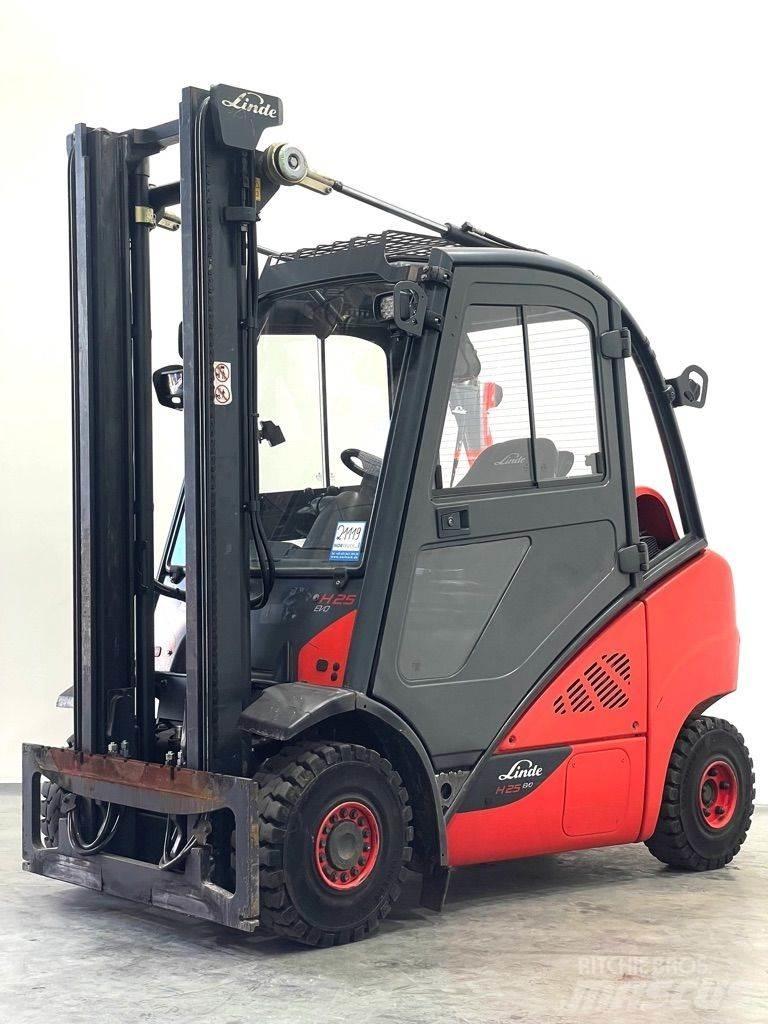 Linde H25T-392-EVO Nestekaasutrukit