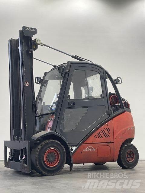 Linde H30T-01 393 Nestekaasutrukit