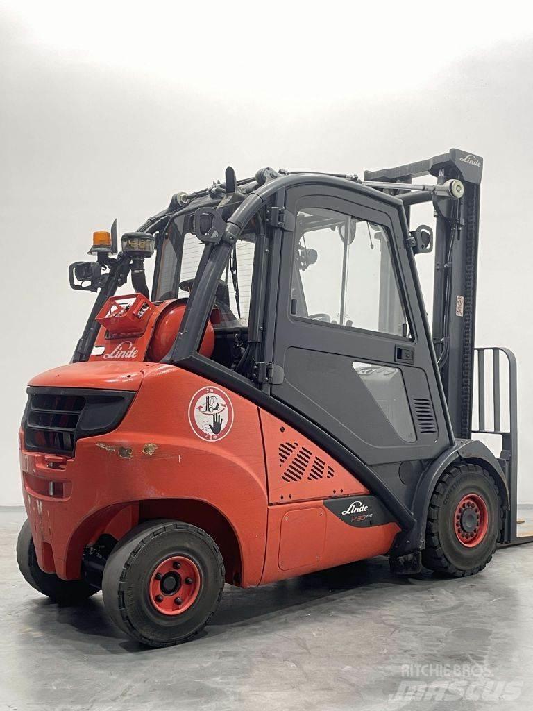 Linde H30T-02-393 Nestekaasutrukit