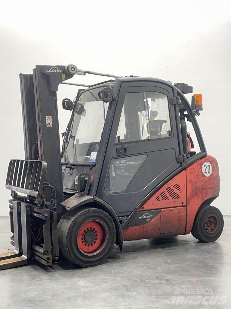 Linde H30T-02-393 Nestekaasutrukit