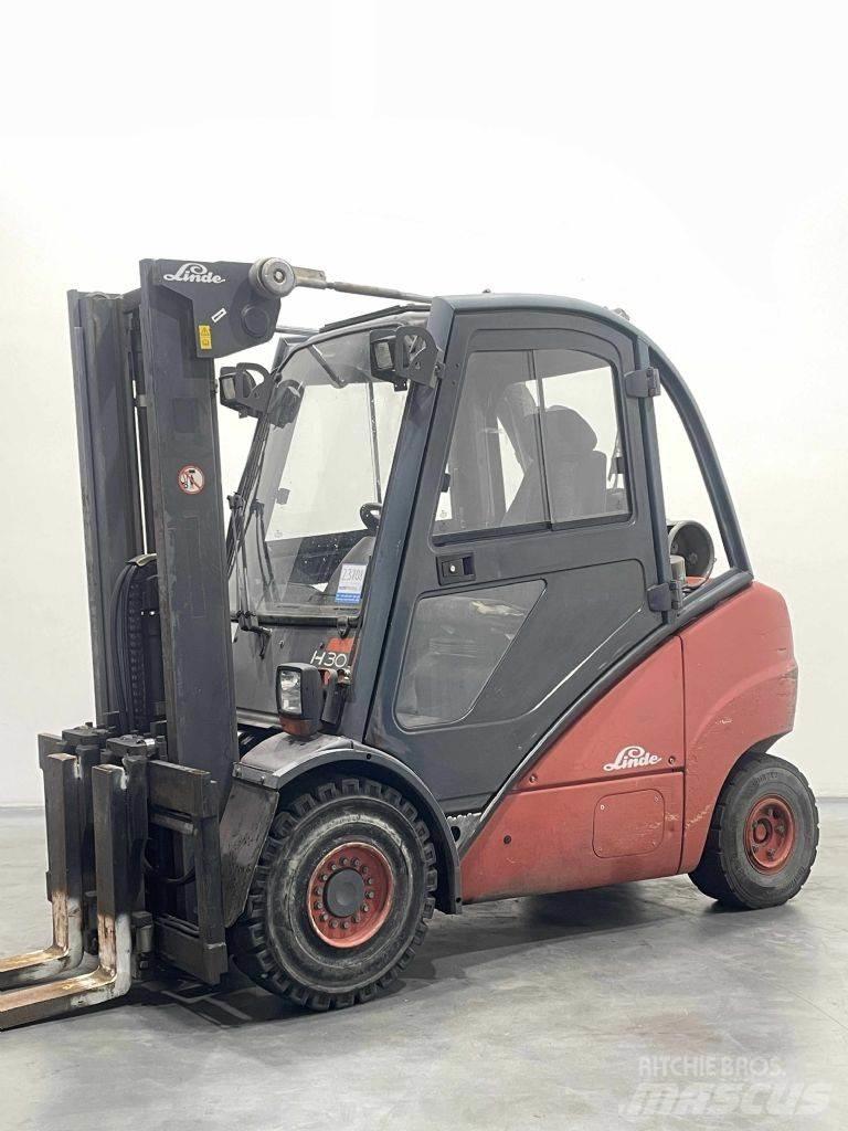 Linde H30T-393 Nestekaasutrukit