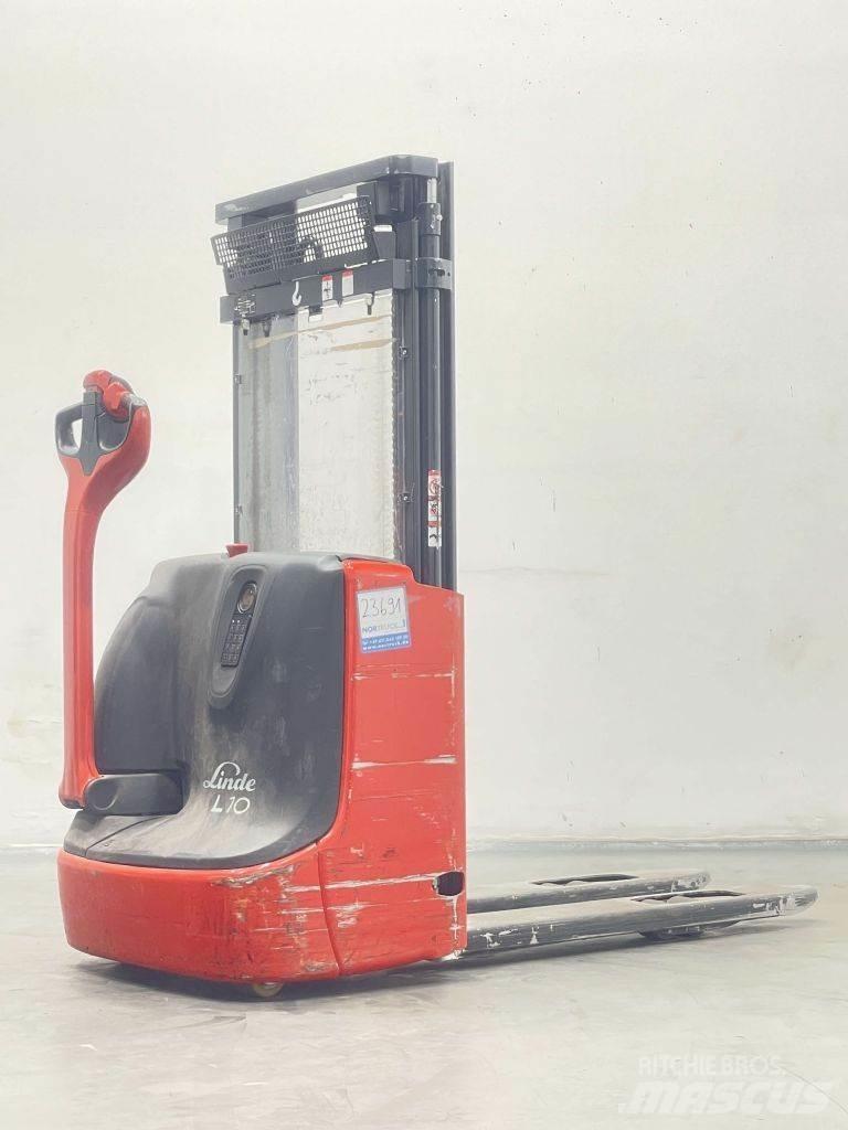 Linde L10B-1172 Käyden ajettavat pinoamistrukit