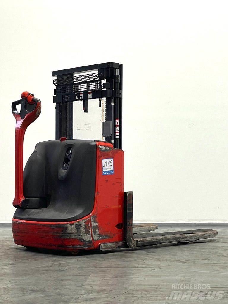 Linde L12-1172 Käyden ajettavat pinoamistrukit