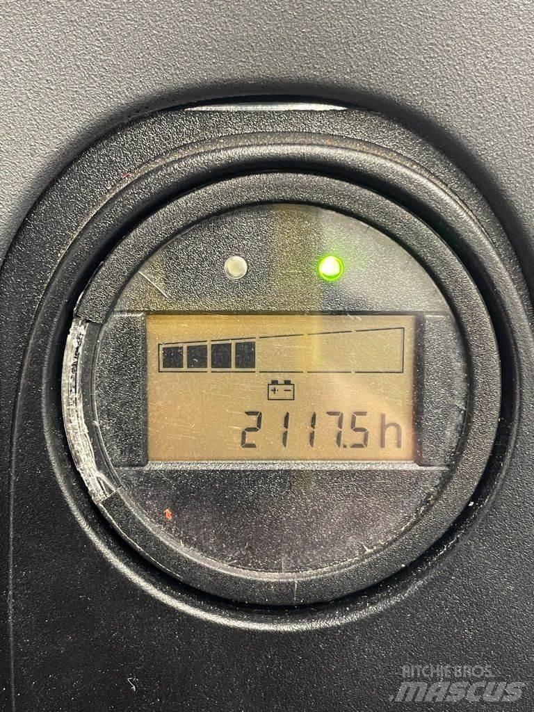 Linde L12i-1172 Käyden ajettavat pinoamistrukit