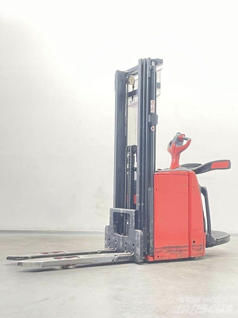 Linde L14AP-1173 Käyden ajettavat pinoamistrukit
