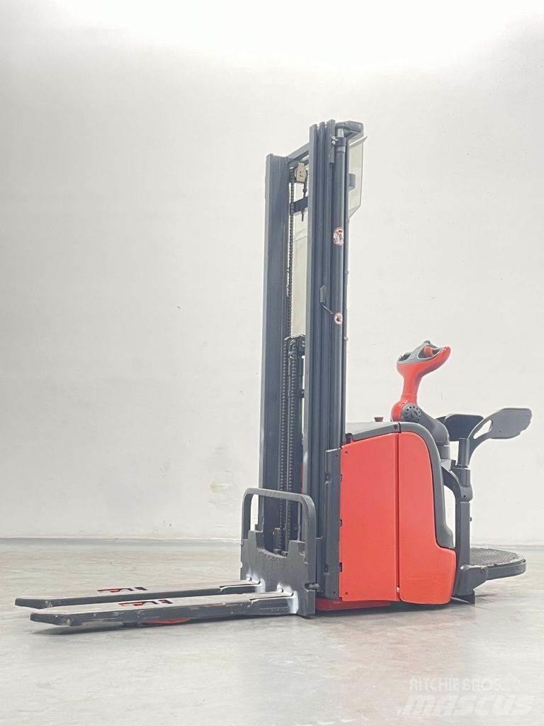 Linde L14AP-372 Käyden ajettavat pinoamistrukit