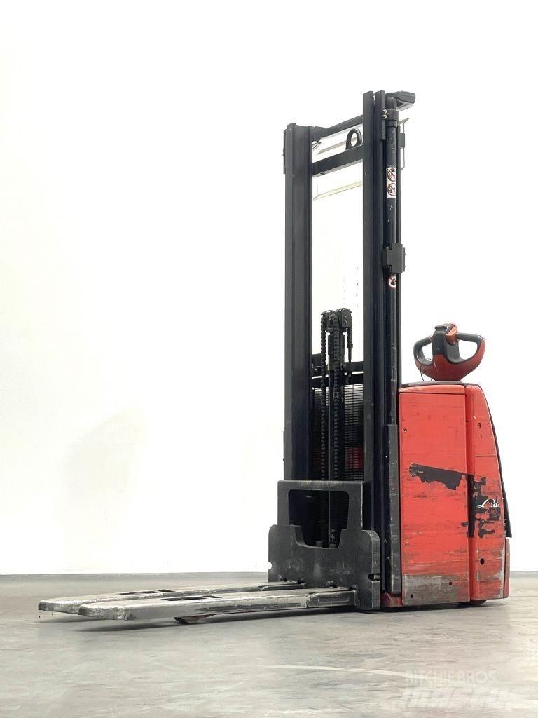 Linde L16 Käyden ajettavat pinoamistrukit