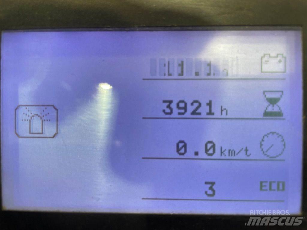 Linde P80-1191 Vetotrukit