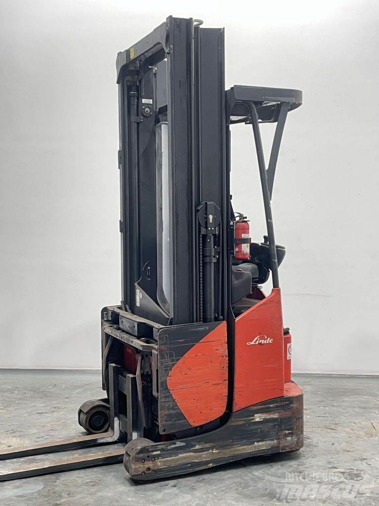 Linde R16X-03-116 Työntömastotrukit