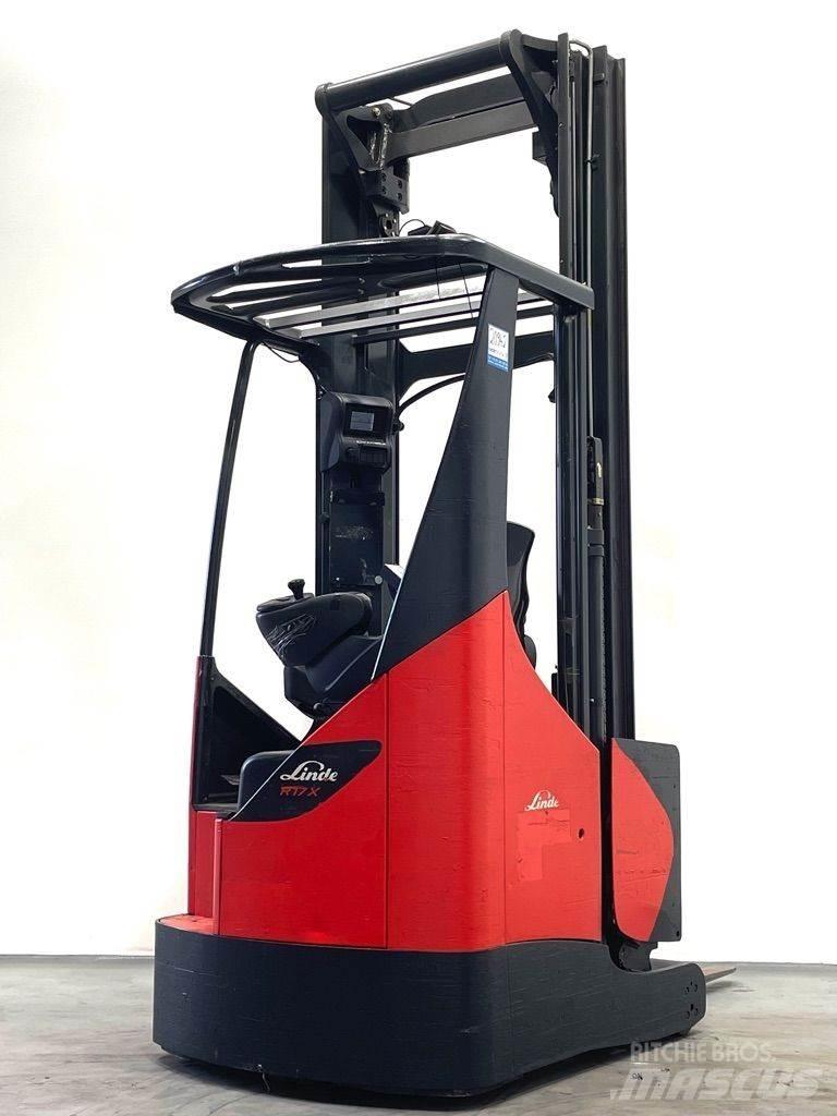 Linde R17X-116 Työntömastotrukit