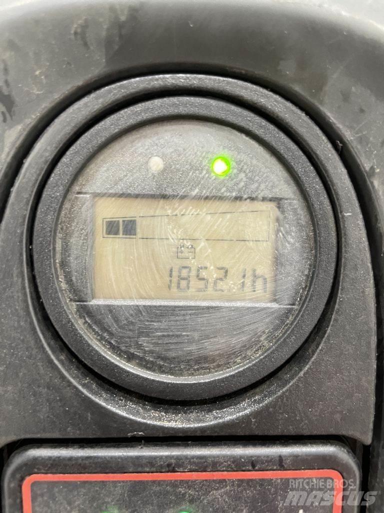 Linde T16-1152 Lavansiirtotrukit