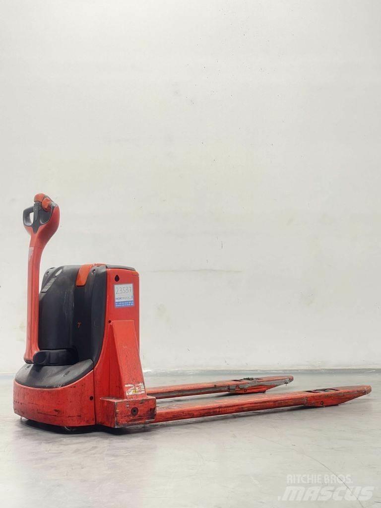 Linde T16-1152 Lavansiirtotrukit