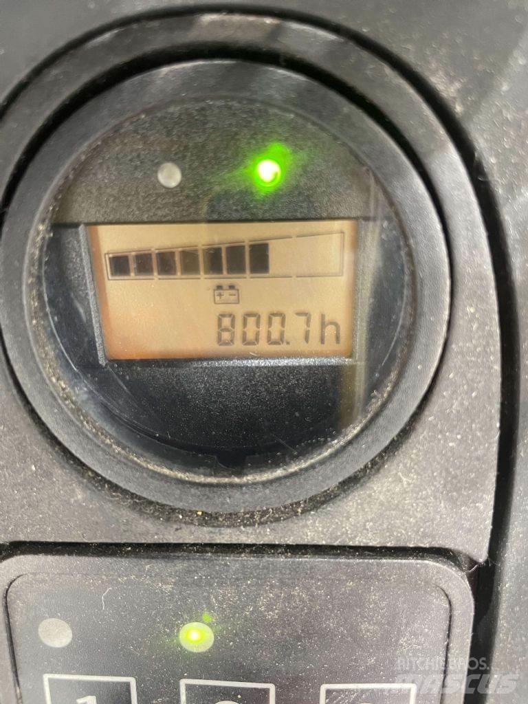 Linde T16-1152 Lavansiirtotrukit