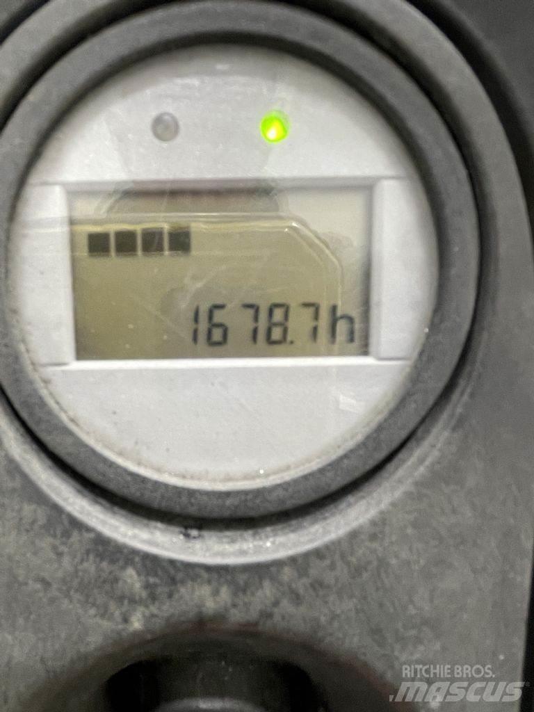 Linde T16-1152 Li-Ion Lavansiirtotrukit