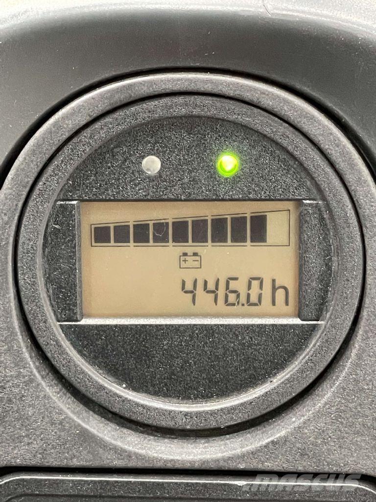 Linde T16L-1152 Lavansiirtotrukit