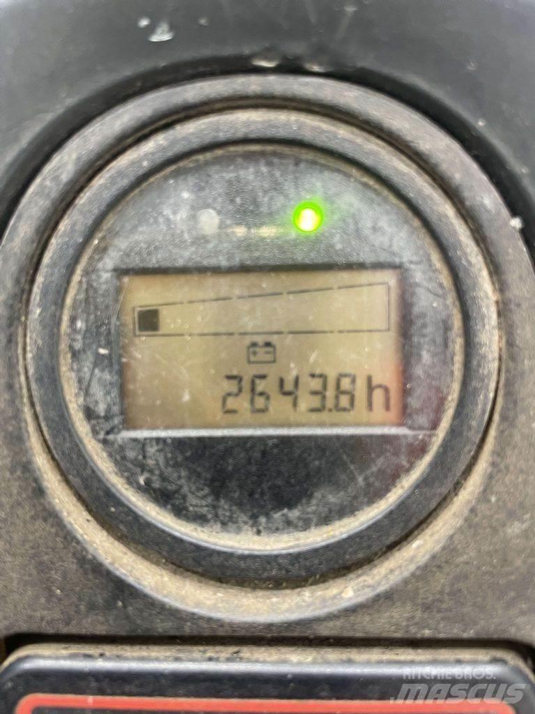 Linde T18-1152 Lavansiirtotrukit