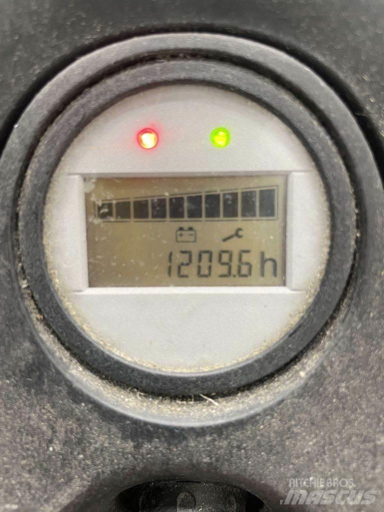 Linde T18-1152-Li-Ion Lavansiirtotrukit