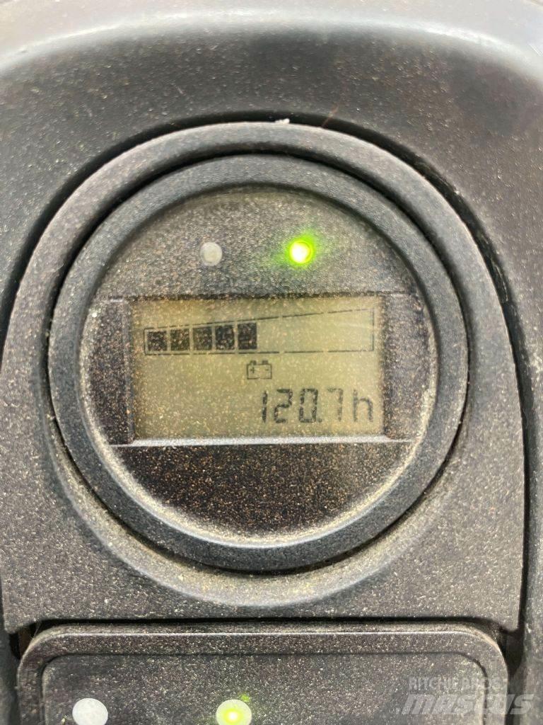 Linde T20-1152 Lavansiirtotrukit