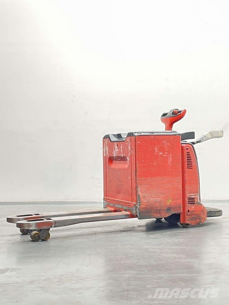 Linde T20AP-131 Lavansiirtotrukit
