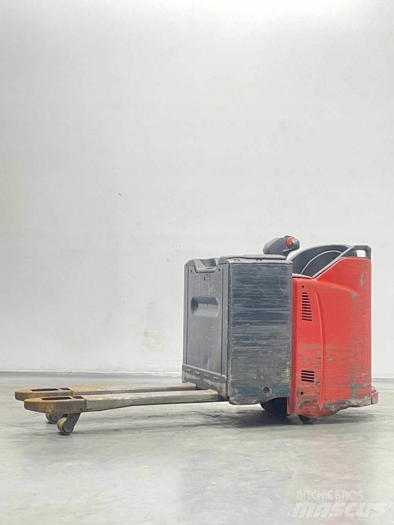 Linde T20SP-131 Lavansiirtotrukit