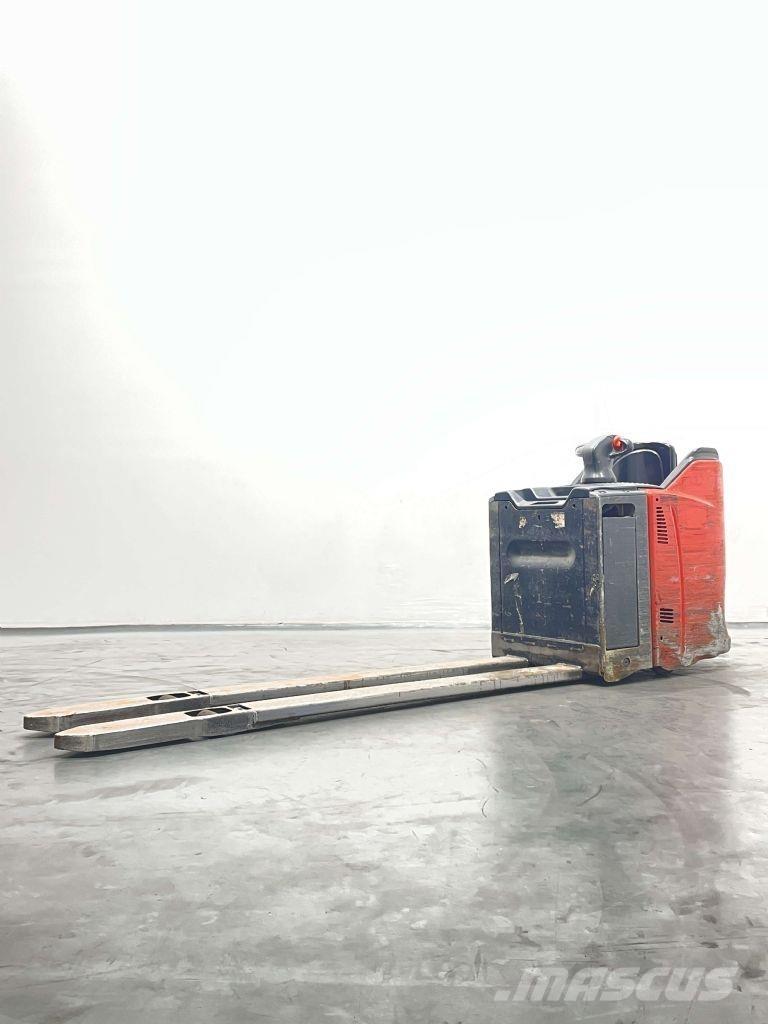 Linde T20SP-131 Lavansiirtotrukit